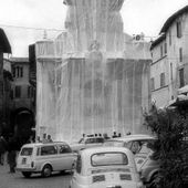 'Wrapped Fountain' (1968) - Christo e Jeanne-Claude