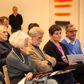 Al centro Alessandra Armirotti, istruttore tecnico della Soprintendenza regionale-Ufficio Archeologia a fianco dell'operatore specializzato in cantieristica archeologica Giorgio Avati