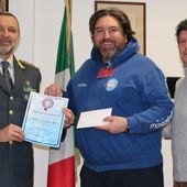 Da sn il Comandante Bia, il vicepresidente Nicolotti e il componente del direttivo di Missione Sorriso Piercarlo Lunardi