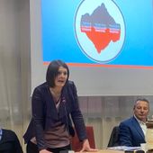 Elisa Cicco nel suo intervento al comizio finale