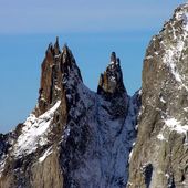 Alpinista colpito da un sasso sull'Aiguille Noire