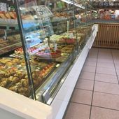 Uno scorcio della pasticceria De Santis ad Aosta