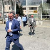 Delmastro in visita al carcere di Brissogne ribadisce le tante assunzioni ma glissa su altre questioni 'calde' VIDEOINTERVISTA Delmastro in visita al carcere di Brissogne ribadisce le tante assunzioni ma glissa su altre questioni 'calde' VIDEOINTERVISTA