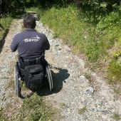 Sentiero impraticabile, anche il 'coraggioso' Egidio si è dovuto arrendere Sentiero impraticabile, anche il 'coraggioso' Egidio si è dovuto arrendere