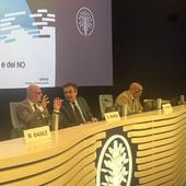 Al centro Giuseppe Marra ed Enrico Grosso al tavolo del dibattito