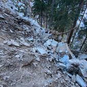 Frana danneggia canale della Cva a Champorcher