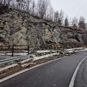 Smottamento a Salirod, resta chiusa la strada del Col de Joux