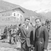 Corrado Gex assieme al canonico Joseph Vaudan Corrado Gex assieme al canonico Joseph Vaudan