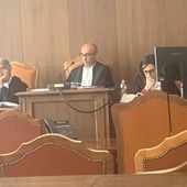 Abusi sessuali ripetuti sulla figlia adolescente della compagna, 55enne condannato a 12 anni di carcere Abusi sessuali ripetuti sulla figlia adolescente della compagna, 55enne condannato a 12 anni di carcere