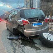 Aosta, incidente stradale in corso Battaglione