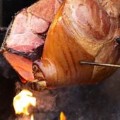 Saint Oyen in festa con la sagra del Jambon alla brace