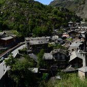 Arvier, a Leverogne preoccupazione e disagi per la soppressione 'sino a fine lavori, delle fermate del pullman