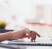 Concorsi pubblici, Pec obbligatoria anche in Valle