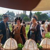 Anche i valdostani Pierre Perronet e Marguerite Chevron Villette al Palio storico di Avigliana