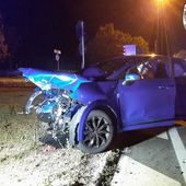 Auto semidistrutta in un recente incidente nella zona di Plantayes (foto di repertorio)