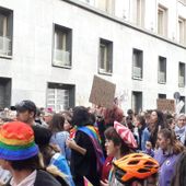 Oltre duemila persone hanno sfilato in festa all'Aosta Pride 2024