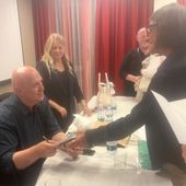 Aosta; sala piena per Rizzo, 'politica distante, si colpisce il cittadino e si salvano le banche' Aosta; sala piena per Rizzo, 'politica distante, si colpisce il cittadino e si salvano le banche'