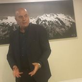Marco Rizzo alcuni mesi fa durante la presentazione di un suo libro ad Aosta Marco Rizzo alcuni mesi fa durante la presentazione di un suo libro ad Aosta
