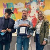 Franz Rossi ritira il premio a Salone del Libro
