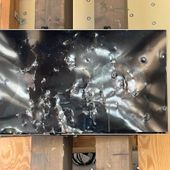 Lo schermo della videosorveglianza in frantumi