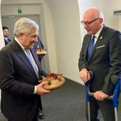Antonio Tajani insieme al Presidente della Giunta, Renzo Testolin