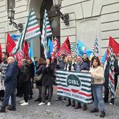 Cessione Telecontact, la protesta dei lavoratori valdostani