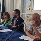 Da sn Giulia Giglio, Samuele Tedesco e Luciano Seghesio durante la presentazione di Tramà