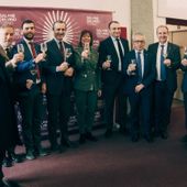 Da sn Patrizio Anisio, direttore del Salone del Vino di Torino; Roberto Sapia, presidente Chambre;