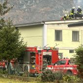 Montjovet, domato incendio nella canna fumaria di una palazzina Montjovet, domato incendio nella canna fumaria di una palazzina