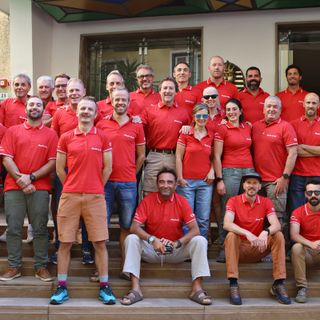 Foto di gruppo per i direttori delle scuole di sci valdostne