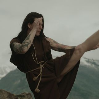 Martine Michieletto 'attrice-eroina' nel video di Oktagon Valle d’Aosta VIDEO