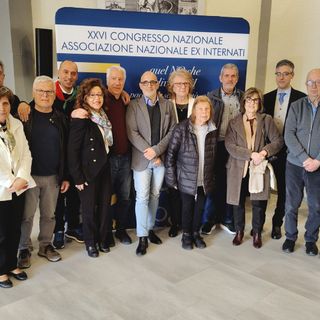 Foto di gruppo per la Commissione elettorale Anei e per gli eletti