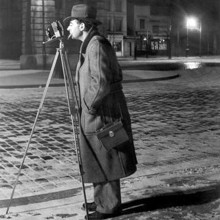 Brassaï autoritratto in Boulevard Blanquì