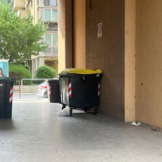 Aosta, quando lo spostamento dei cassonetti sembra uno scherzo di cattivo gusto