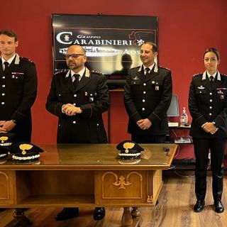 Da sn gli ufficiali Paolo Carraro, Giovanni Cuccurullo, Gianluca Carpinone e Chiara Ricciardi