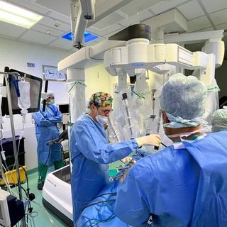Rimossa protesi andrologica con chirurgia innovativa al 'Parini' di Aosta
