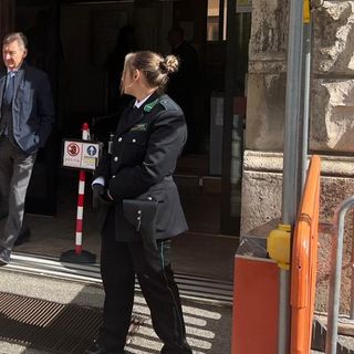Ezio Colliard all'uscita dal Palazzo di Giustizia di Aosta (foto di repertorio)
