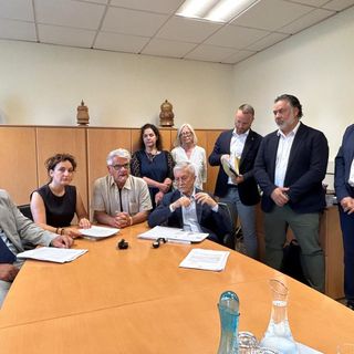 I promotori dell'iniziativa durante l'illustrazione della circolare contestata