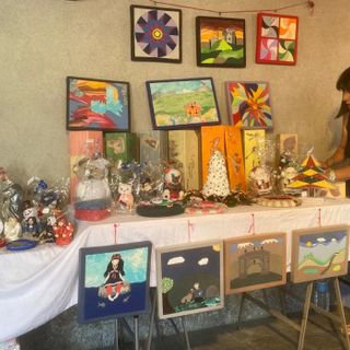 Pina, fedele espositrice di 'Creativa' (cliccare sull'immagine per avviare la gallery)