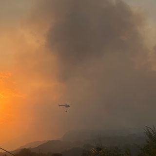 L'incendio a St-Denis sta andando rapidamente 'in archivio'