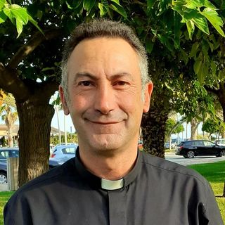 Don Isidoro Mercuri Giovinazzo a Napoli per testimoniare l'inviolabilità della vita umana