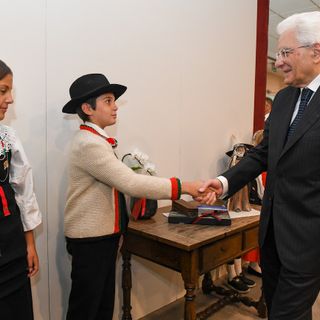 Mattarella all'UniVdA, 'impariamo dai montanari e rimettiamo in piedi l'Europa'