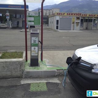 Resterà chiuso per mesi l'unico distributore di metano per auto in Valle