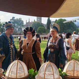 Anche i valdostani Pierre Perronet e Marguerite Chevron Villette al Palio storico di Avigliana