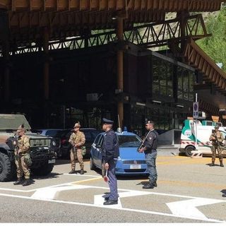 Due tunisini arrestati per favoreggiamento dell'immigrazione clandestina