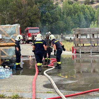 Fiamme vicino alla centrale elettrica di Villeneuve, danni limitati e nessun ferito