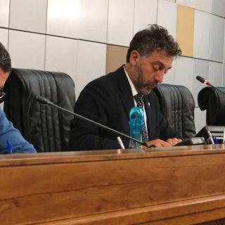 Al centro, il presidente della Seconda commisione, Marco Sorbara