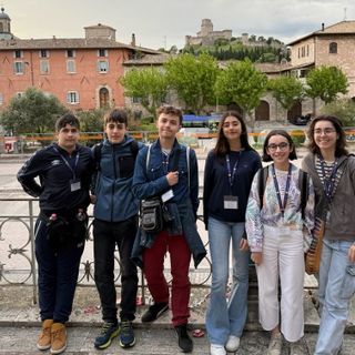 La squadra della Valle d’Aosta ad Assisi: da sn Giuseppe Cuozzo, Christian Demos, Matteo Negrini, Francesca Ricci, Cecilia Chasseur e Misia Ugonino Gralino