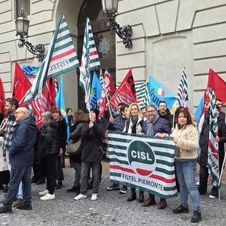 Cessione Telecontact, la protesta dei lavoratori valdostani