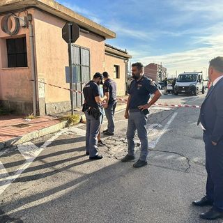 Agenti e funzionari delle ferrovie sul luogo del disastro